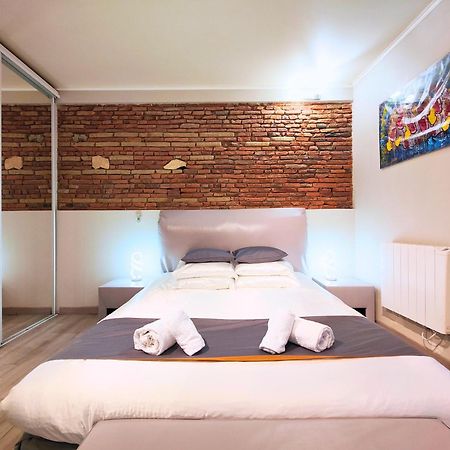 Cocoon'Inn Daurade Toulouse Exterior foto
