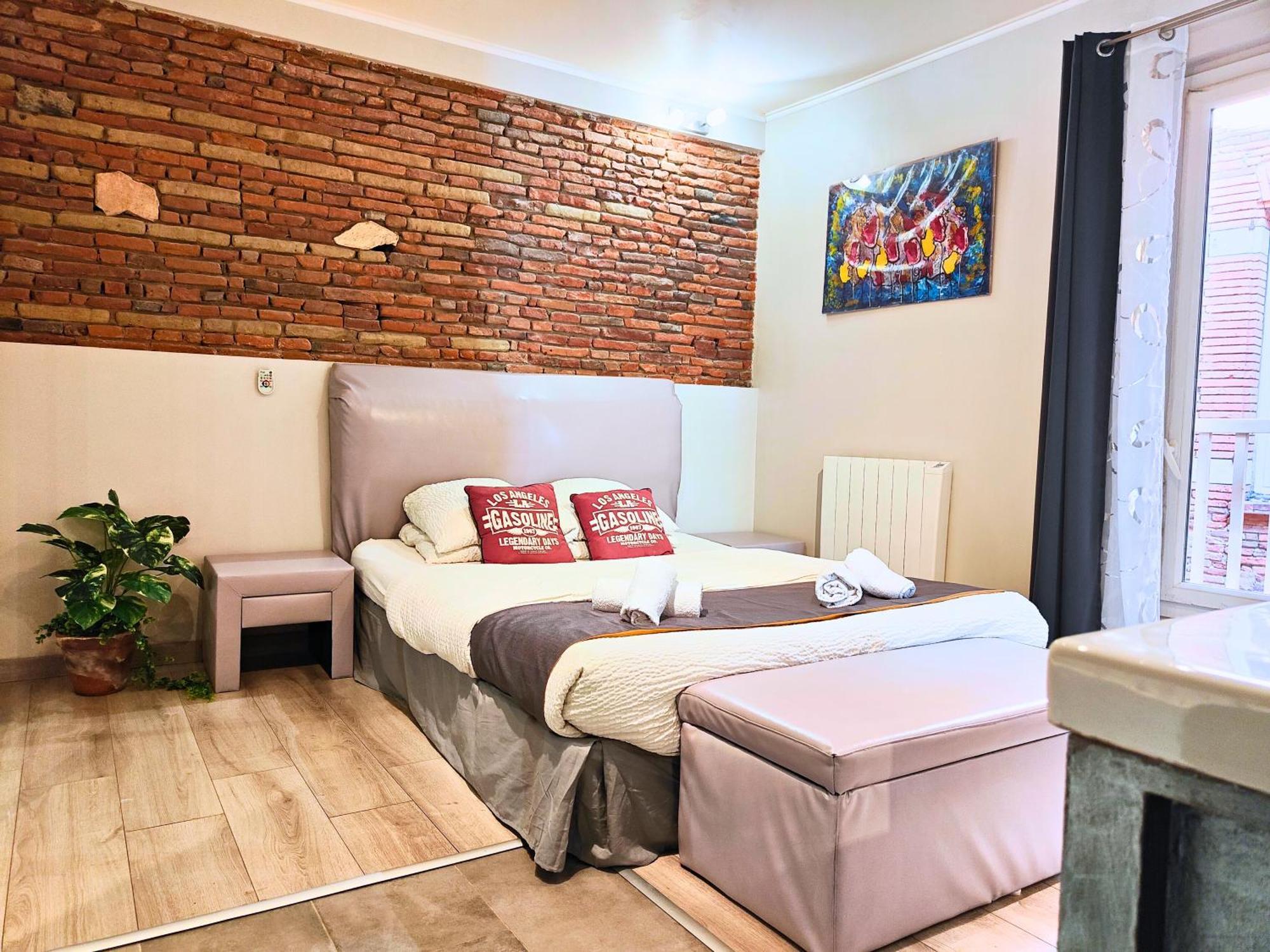 Cocoon'Inn Daurade Toulouse Exterior foto