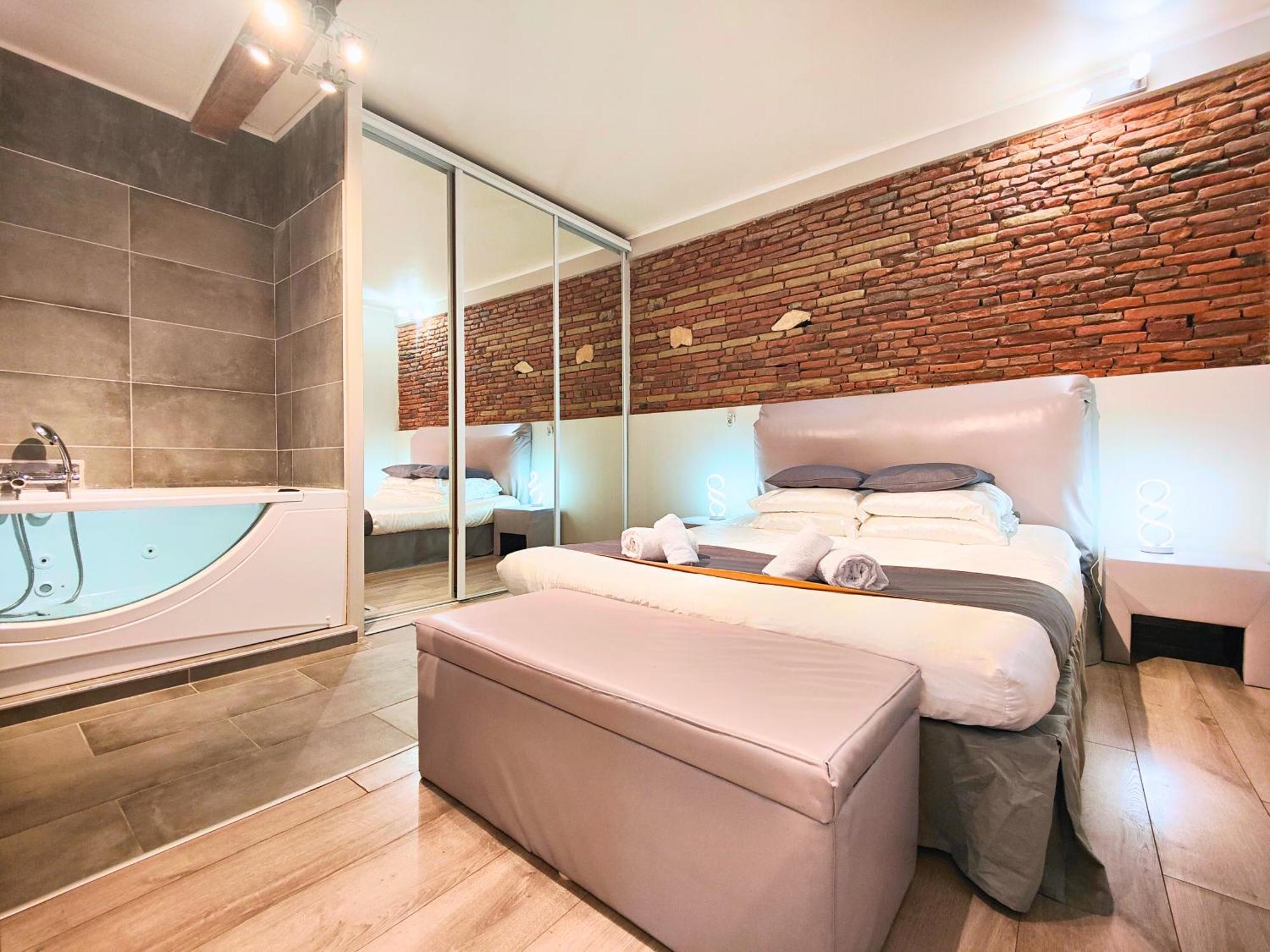 Cocoon'Inn Daurade Toulouse Exterior foto